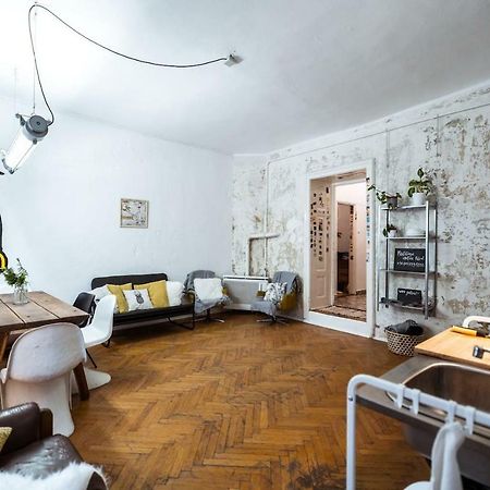 A Szoba Apartman Pécs Zewnętrze zdjęcie