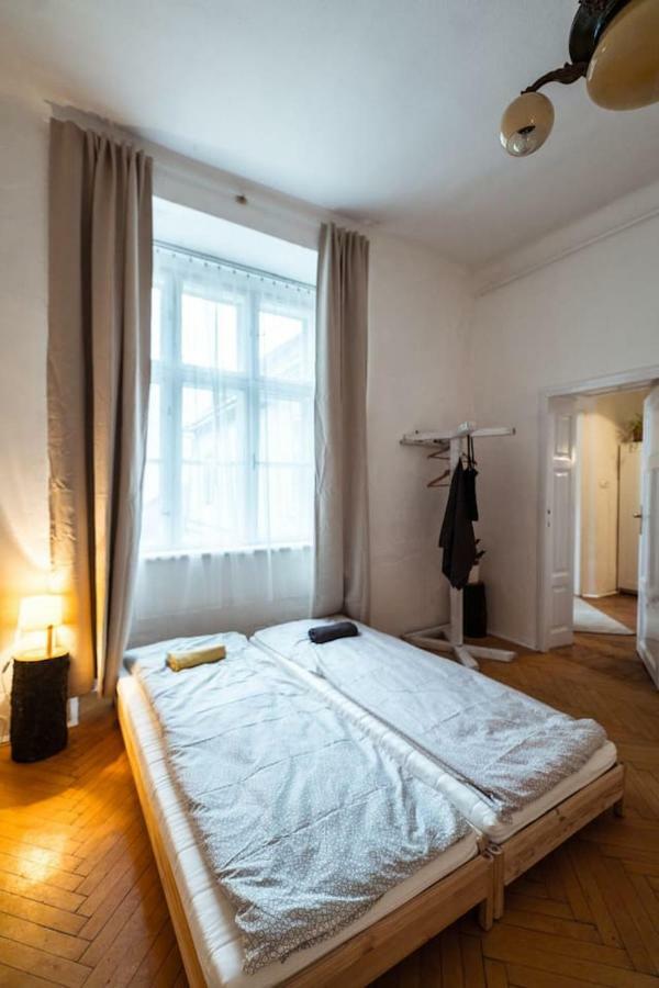 A Szoba Apartman Pécs Zewnętrze zdjęcie